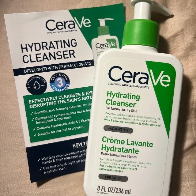 Hydrating cleanser