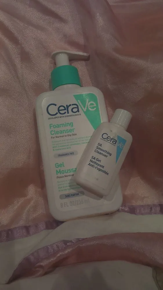 my faveeee cerave cleanserss