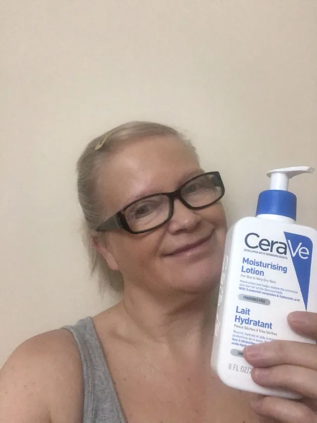 Cerave moisturising lotion for face and body