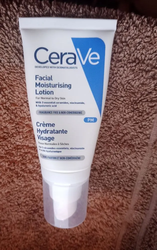 My Review  For Cerave PM Facial Moisturising Lotion