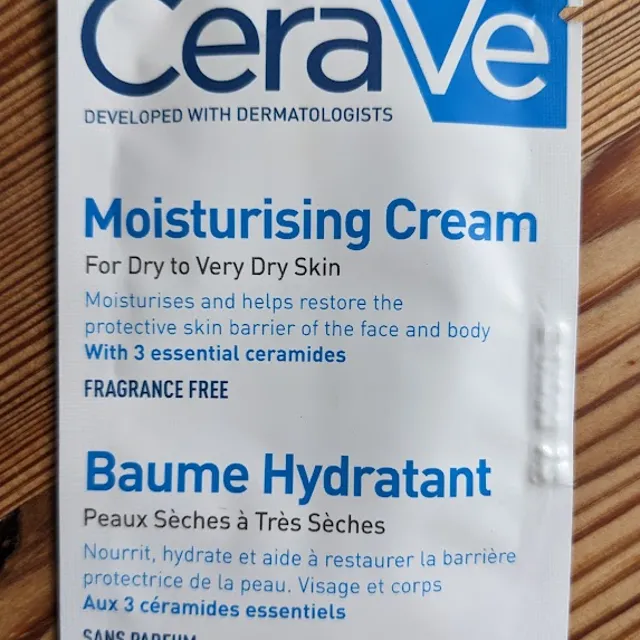 Moisturising cream for dry to very dry skin