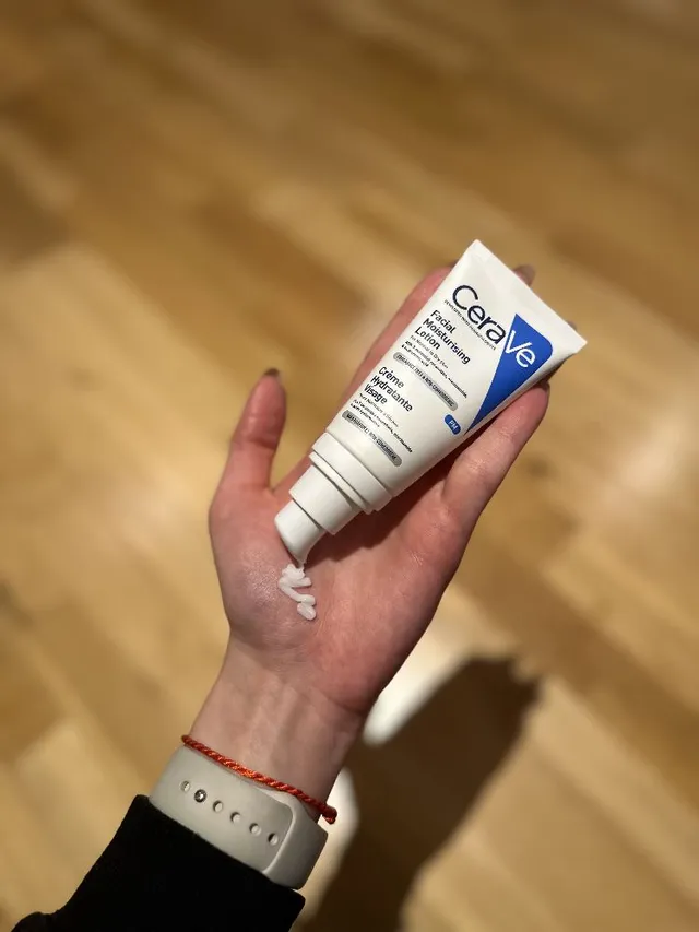 CeraVe PM Facial Moisturising Lotion: Unveiling the Beauty of Lightweight Hydration and Nourishment