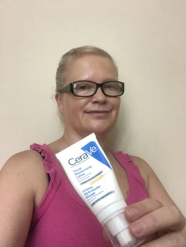 I have been using CeraVe Am facial moisturiser with SPF 30